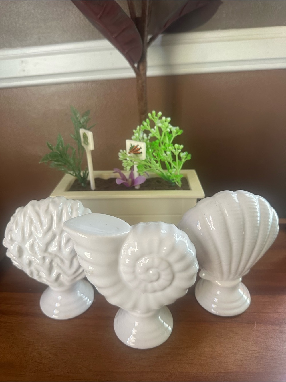 White Ceramic Shell Vases - Decorative Home Accents